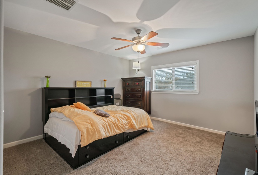 50 COTTON LEAF CV, Rossville, Tennessee 38066, 4 Bedrooms Bedrooms, 8 Rooms Rooms,3 BathroomsBathrooms,Residential,For Sale,COTTON LEAF,10186760