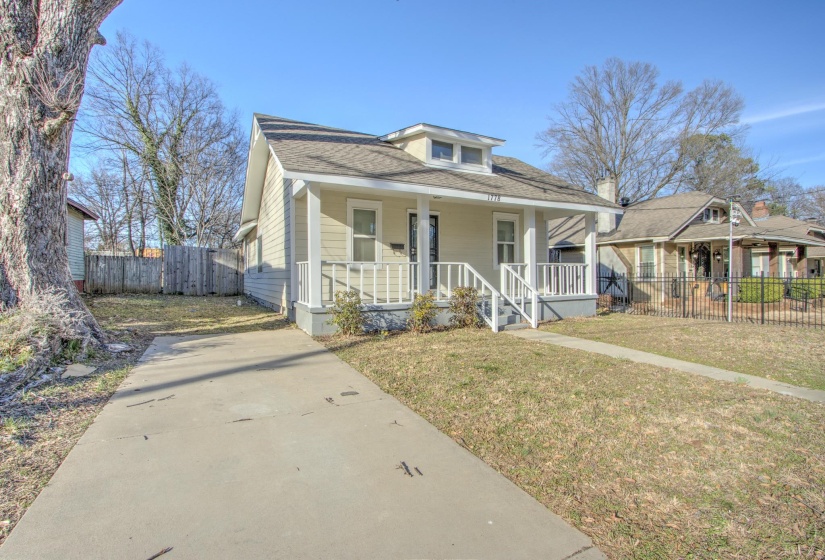 1778 EVELYN AVE, Memphis, Tennessee 38114, 3 Bedrooms Bedrooms, 7 Rooms Rooms,2 BathroomsBathrooms,Residential,For Sale,EVELYN,10187199