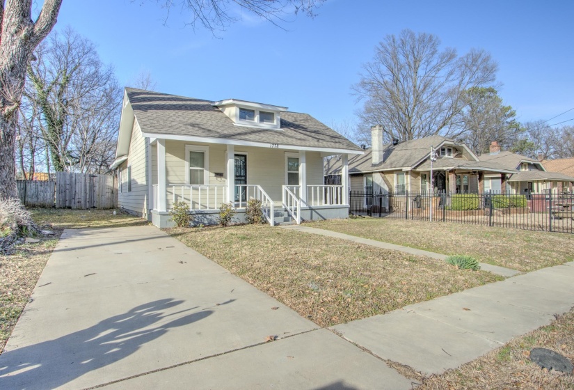 1778 EVELYN AVE, Memphis, Tennessee 38114, 3 Bedrooms Bedrooms, 7 Rooms Rooms,2 BathroomsBathrooms,Residential,For Sale,EVELYN,10187199