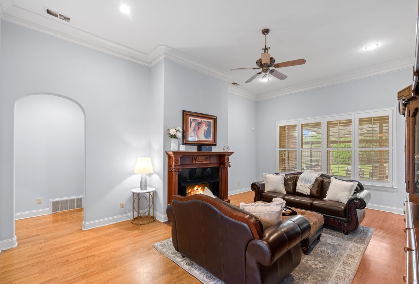 1715 POWELL RUN CV, Collierville, Tennessee 38017, 4 Bedrooms Bedrooms, 9 Rooms Rooms,3.1 BathroomsBathrooms,Residential,For Sale,POWELL RUN,10187201