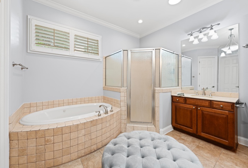 1715 POWELL RUN CV, Collierville, Tennessee 38017, 4 Bedrooms Bedrooms, 9 Rooms Rooms,3.1 BathroomsBathrooms,Residential,For Sale,POWELL RUN,10187201