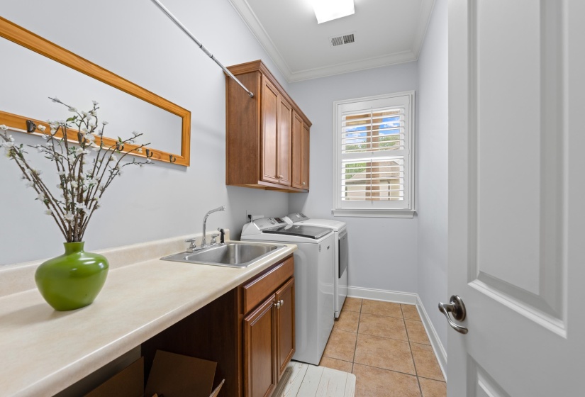 1715 POWELL RUN CV, Collierville, Tennessee 38017, 4 Bedrooms Bedrooms, 9 Rooms Rooms,3.1 BathroomsBathrooms,Residential,For Sale,POWELL RUN,10187201