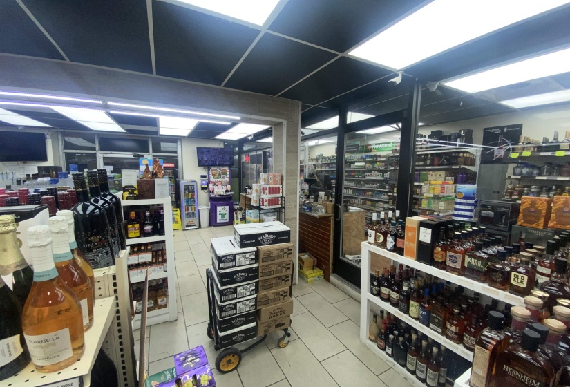 95 70 HWY, Mason, Tennessee 38049, ,Commercial/industrial,For Sale,70,10187246