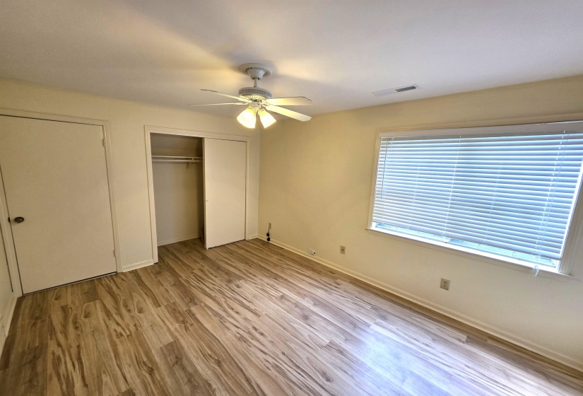 363 FENWICK RD, Memphis, Tennessee 38111, 3 Bedrooms Bedrooms, 5 Rooms Rooms,2 BathroomsBathrooms,Rental Properties,For Sale,FENWICK,10187641