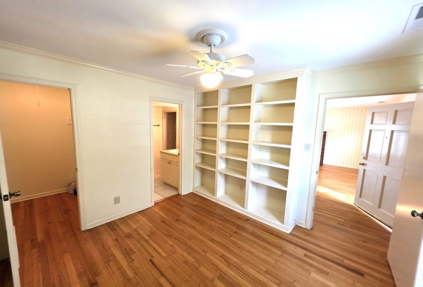 363 FENWICK RD, Memphis, Tennessee 38111, 3 Bedrooms Bedrooms, 5 Rooms Rooms,2 BathroomsBathrooms,Rental Properties,For Sale,FENWICK,10187641