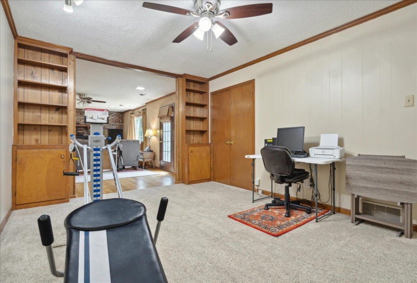 1218 MERRYCREST DR, Memphis, Tennessee 38111, 3 Bedrooms Bedrooms, 7 Rooms Rooms,3 BathroomsBathrooms,Residential,For Sale,MERRYCREST,10187639