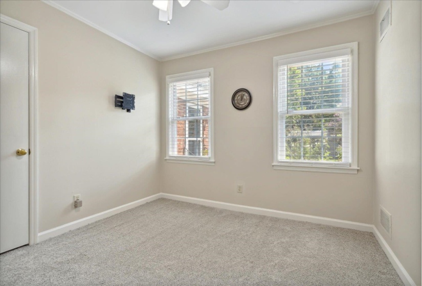 1218 MERRYCREST DR, Memphis, Tennessee 38111, 3 Bedrooms Bedrooms, 7 Rooms Rooms,3 BathroomsBathrooms,Residential,For Sale,MERRYCREST,10187639