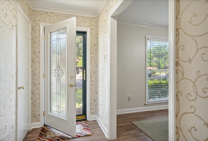 1218 MERRYCREST DR, Memphis, Tennessee 38111, 3 Bedrooms Bedrooms, 7 Rooms Rooms,3 BathroomsBathrooms,Residential,For Sale,MERRYCREST,10187639