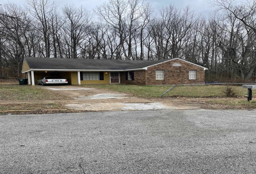 3516 SUZANNE DR, Memphis, Tennessee 38127, 3 Bedrooms Bedrooms, 6 Rooms Rooms,1.1 BathroomsBathrooms,Residential,For Sale,SUZANNE,10185407