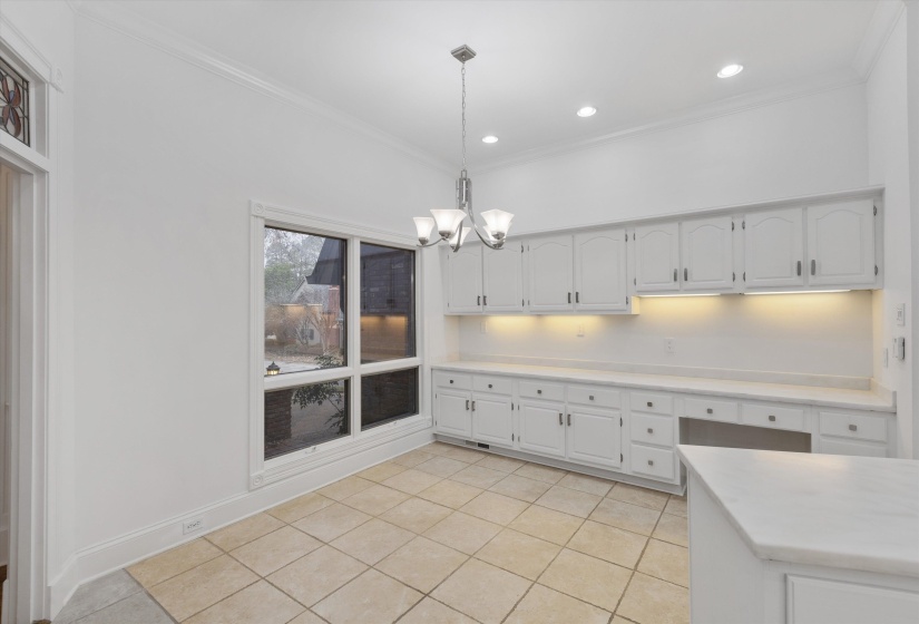 6373 MASSEY HILL DR, Memphis, Tennessee 38120, 4 Bedrooms Bedrooms, 9 Rooms Rooms,4.1 BathroomsBathrooms,Residential,For Sale,MASSEY HILL,10187999