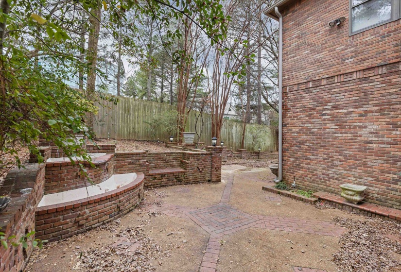 6373 MASSEY HILL DR, Memphis, Tennessee 38120, 4 Bedrooms Bedrooms, 9 Rooms Rooms,4.1 BathroomsBathrooms,Residential,For Sale,MASSEY HILL,10187999