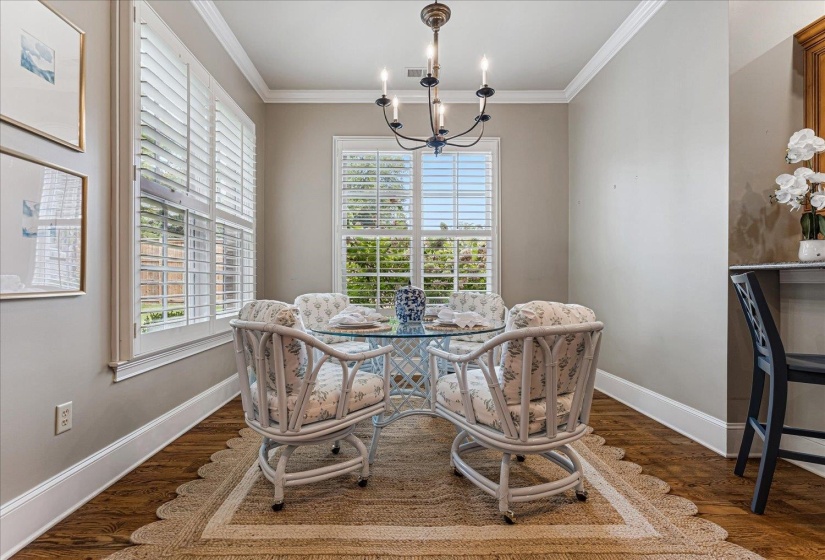 4723 NORMANDY LN, Memphis, Tennessee 38117, 5 Bedrooms Bedrooms, 12 Rooms Rooms,4.1 BathroomsBathrooms,Residential,For Sale,NORMANDY,10188146