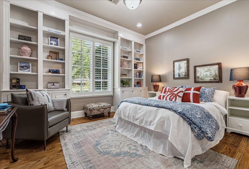 4723 NORMANDY LN, Memphis, Tennessee 38117, 5 Bedrooms Bedrooms, 12 Rooms Rooms,4.1 BathroomsBathrooms,Residential,For Sale,NORMANDY,10188146