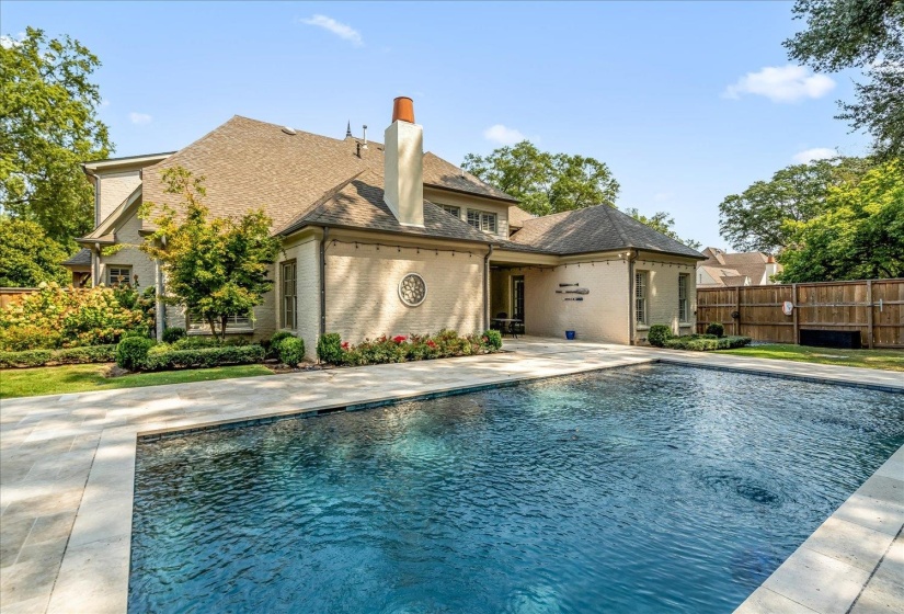 4723 NORMANDY LN, Memphis, Tennessee 38117, 5 Bedrooms Bedrooms, 12 Rooms Rooms,4.1 BathroomsBathrooms,Residential,For Sale,NORMANDY,10188146