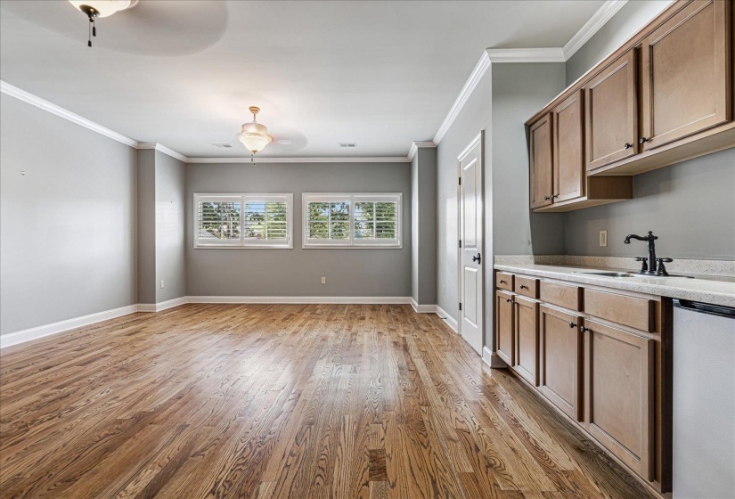 4723 NORMANDY LN, Memphis, Tennessee 38117, 5 Bedrooms Bedrooms, 12 Rooms Rooms,4.1 BathroomsBathrooms,Residential,For Sale,NORMANDY,10188146