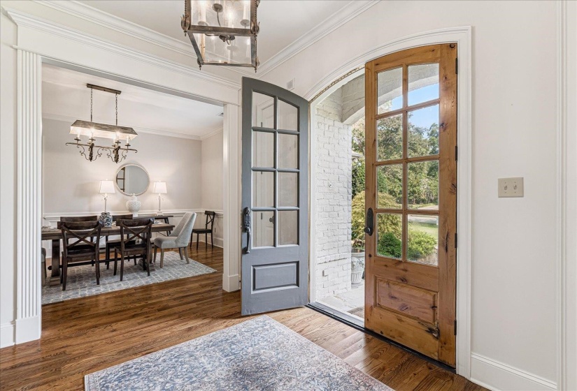 4723 NORMANDY LN, Memphis, Tennessee 38117, 5 Bedrooms Bedrooms, 12 Rooms Rooms,4.1 BathroomsBathrooms,Residential,For Sale,NORMANDY,10188146