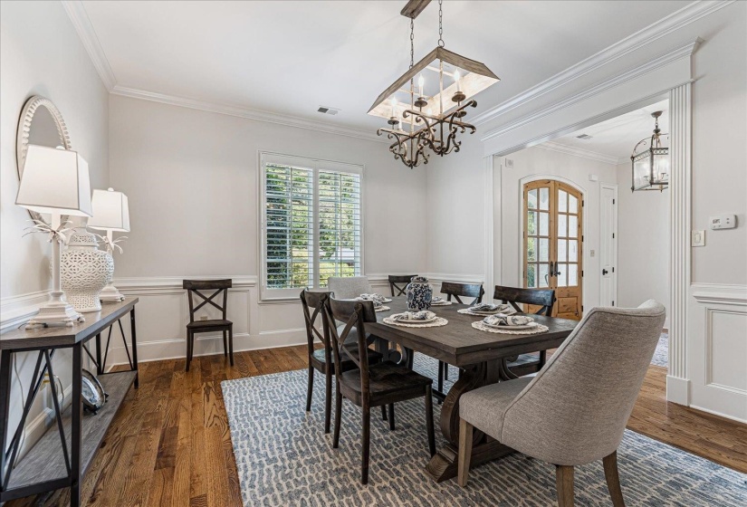 4723 NORMANDY LN, Memphis, Tennessee 38117, 5 Bedrooms Bedrooms, 12 Rooms Rooms,4.1 BathroomsBathrooms,Residential,For Sale,NORMANDY,10188146