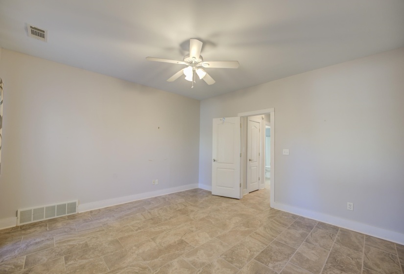 2900 FRANCES PL, Memphis, Tennessee 38111, 3 Bedrooms Bedrooms, 7 Rooms Rooms,3 BathroomsBathrooms,Residential,For Sale,FRANCES,10188233