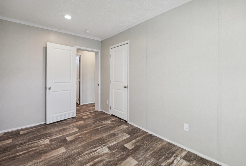 4050 HINGE GATE LN, Memphis, Tennessee 38128, 3 Bedrooms Bedrooms, 7 Rooms Rooms,2 BathroomsBathrooms,Residential,For Sale,HINGE GATE,10188537