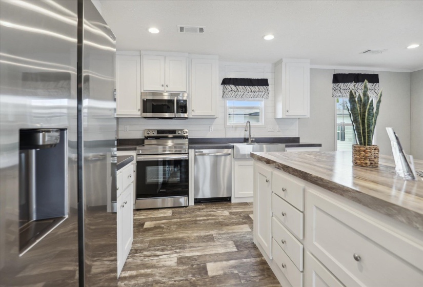 4050 HINGE GATE LN, Memphis, Tennessee 38128, 3 Bedrooms Bedrooms, 7 Rooms Rooms,2 BathroomsBathrooms,Residential,For Sale,HINGE GATE,10188537