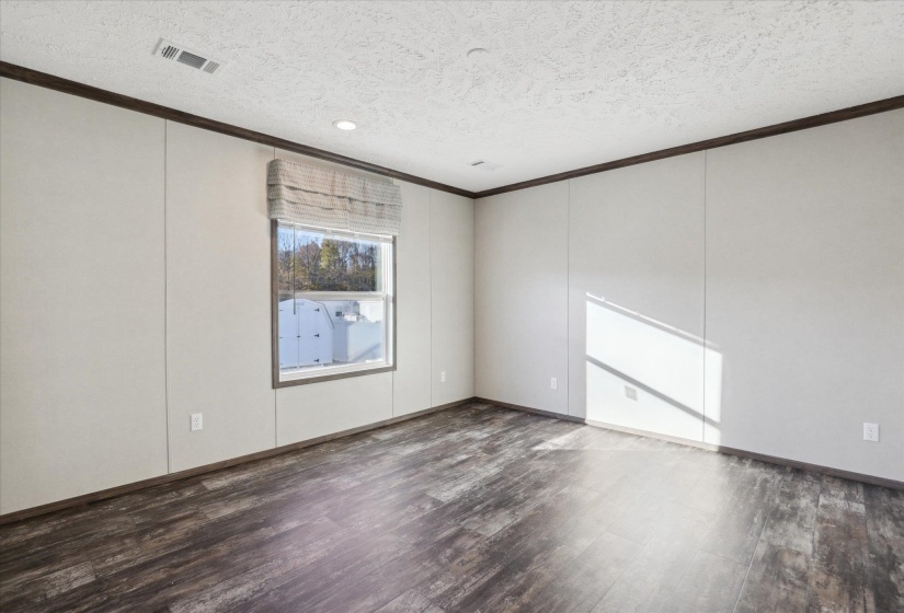 4062 HINGE GATE LN, Memphis, Tennessee 38128, 3 Bedrooms Bedrooms, 7 Rooms Rooms,2 BathroomsBathrooms,Residential,For Sale,HINGE GATE,10188538