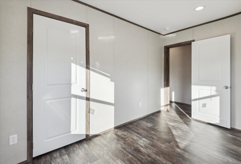 4062 HINGE GATE LN, Memphis, Tennessee 38128, 3 Bedrooms Bedrooms, 7 Rooms Rooms,2 BathroomsBathrooms,Residential,For Sale,HINGE GATE,10188538