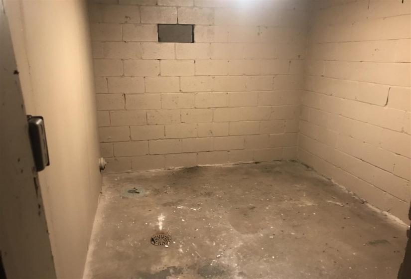 147 NEBRASKA AVE, Memphis, Tennessee 38106, ,Commercial/industrial,For Sale,NEBRASKA,10188654