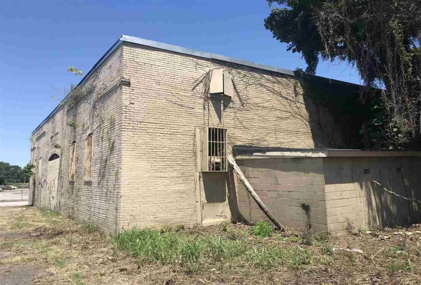 147 NEBRASKA AVE, Memphis, Tennessee 38106, ,Commercial/industrial,For Sale,NEBRASKA,10188654