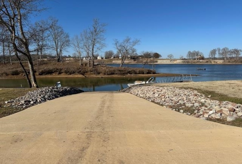 36/37 CONNIE BETH LN, Savannah, Tennessee 38372, ,Land,For Sale,CONNIE BETH,10188940