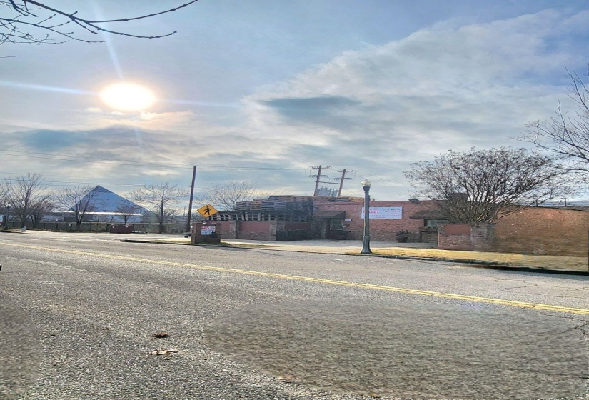 611 MAIN ST, Memphis, Tennessee 38107, ,Commercial/industrial,For Sale,MAIN,10188977
