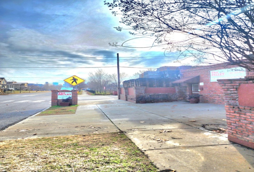 611 MAIN ST, Memphis, Tennessee 38107, ,Commercial/industrial,For Sale,MAIN,10188977