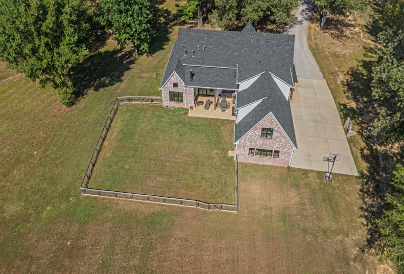 18160 HWY 196 HWY, Eads, Tennessee 38028, 4 Bedrooms Bedrooms, 9 Rooms Rooms,4.1 BathroomsBathrooms,Residential,For Sale,HWY 196,10189020