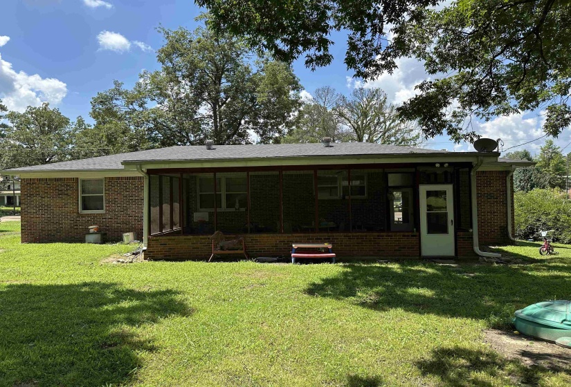 47735 69 HWY, Saltillo, Tennessee 38370, 3 Bedrooms Bedrooms, 6 Rooms Rooms,1.1 BathroomsBathrooms,Residential,For Sale,69,10189121