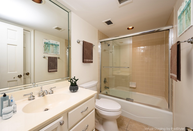 200 WAGNER PL, Memphis, Tennessee 38103, 3 Bedrooms Bedrooms, 8 Rooms Rooms,3.1 BathroomsBathrooms,Residential,For Sale,WAGNER,10189282