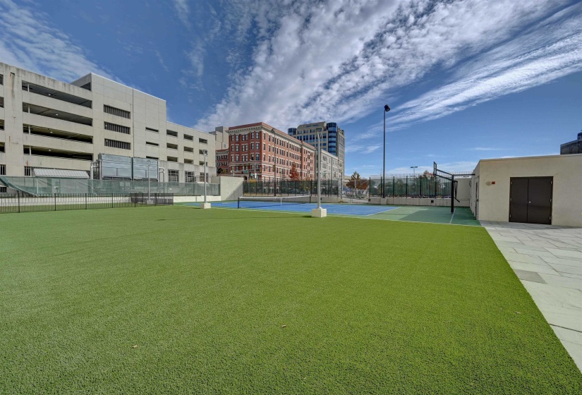 200 WAGNER PL, Memphis, Tennessee 38103, 3 Bedrooms Bedrooms, 8 Rooms Rooms,3.1 BathroomsBathrooms,Residential,For Sale,WAGNER,10189282