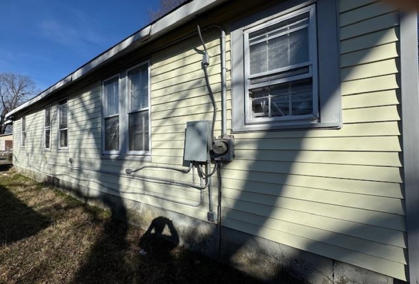 View of home's exterior