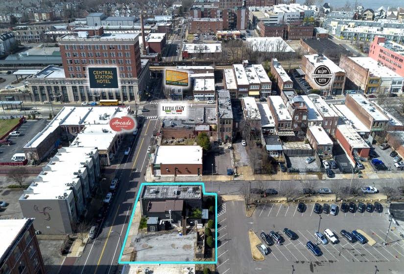 Drone / aerial view
