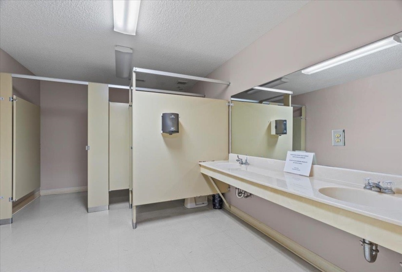 133 WASHINGTON AVE, Covington, Tennessee 38019, ,Commercial/industrial,For Sale,WASHINGTON,10189780