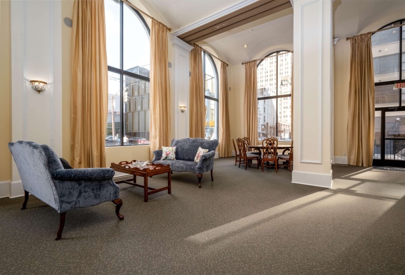 127 MADISON AVE, Memphis, Tennessee 38103, 2 Bedrooms Bedrooms, 5 Rooms Rooms,2 BathroomsBathrooms,Residential,For Sale,MADISON,10189784