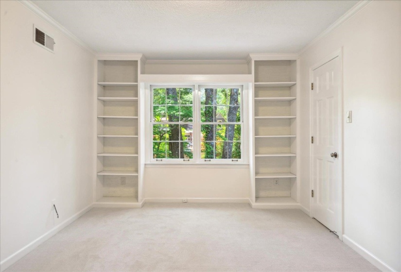 6483 OAK SHADOWS CIR, Memphis, Tennessee 38119, 4 Bedrooms Bedrooms, 9 Rooms Rooms,3.1 BathroomsBathrooms,Residential,For Sale,OAK SHADOWS,10189151
