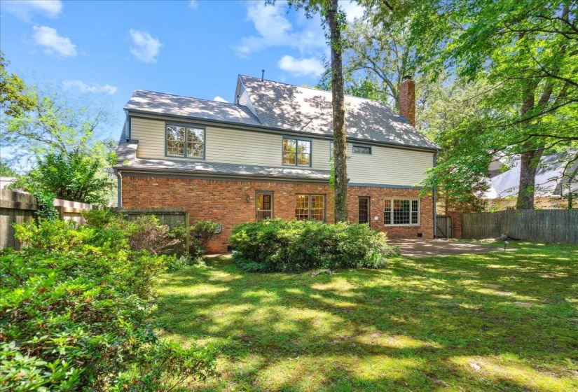 6483 OAK SHADOWS CIR, Memphis, Tennessee 38119, 4 Bedrooms Bedrooms, 9 Rooms Rooms,3.1 BathroomsBathrooms,Residential,For Sale,OAK SHADOWS,10189151