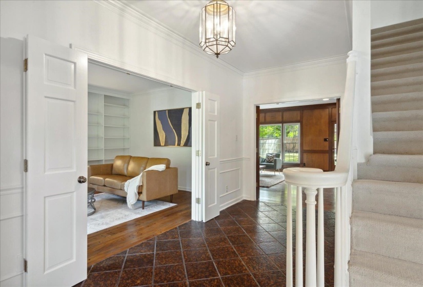 6483 OAK SHADOWS CIR, Memphis, Tennessee 38119, 4 Bedrooms Bedrooms, 9 Rooms Rooms,3.1 BathroomsBathrooms,Residential,For Sale,OAK SHADOWS,10189151