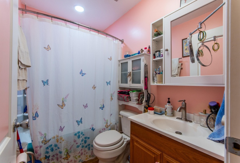 2040 LIBERTY RD, Morris Chapel, Tennessee 38361, 1 Bedroom Bedrooms, 3 Rooms Rooms,2 BathroomsBathrooms,Residential,For Sale,LIBERTY,10190110