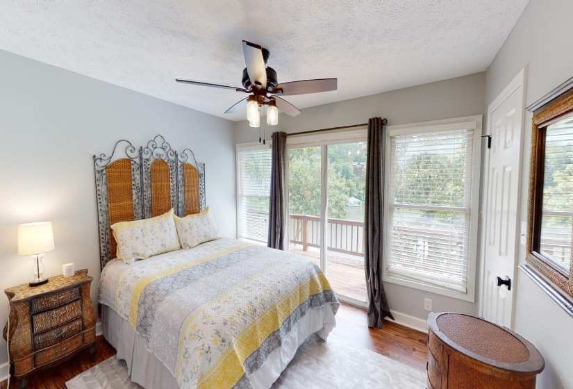 215 GLADING PLACE LN, Counce, Tennessee 38326, 4 Bedrooms Bedrooms, 10 Rooms Rooms,3.1 BathroomsBathrooms,Residential,For Sale,GLADING PLACE,10190776