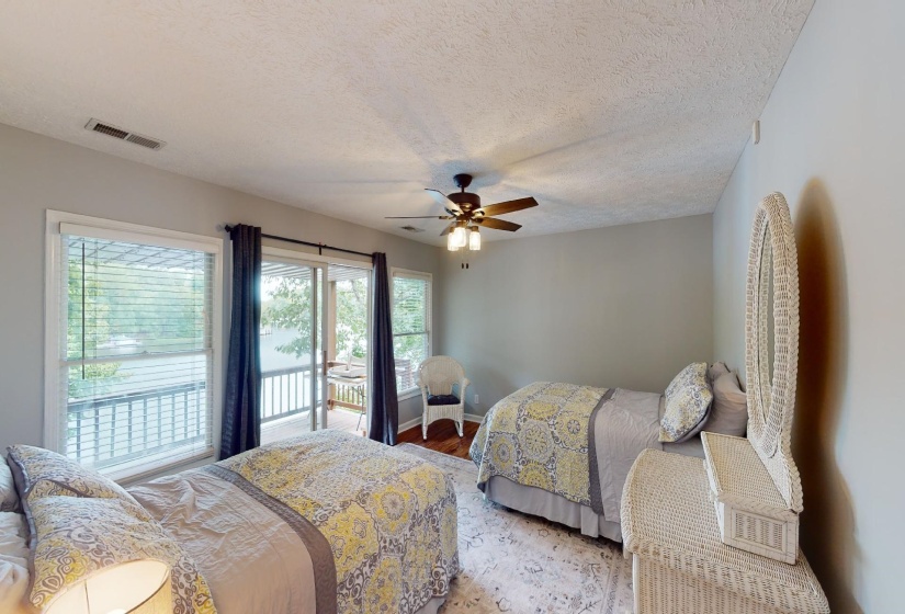215 GLADING PLACE LN, Counce, Tennessee 38326, 4 Bedrooms Bedrooms, 10 Rooms Rooms,3.1 BathroomsBathrooms,Residential,For Sale,GLADING PLACE,10190776