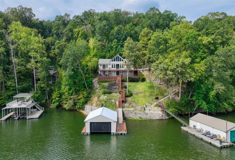 215 GLADING PLACE LN, Counce, Tennessee 38326, 4 Bedrooms Bedrooms, 10 Rooms Rooms,3.1 BathroomsBathrooms,Residential,For Sale,GLADING PLACE,10190776