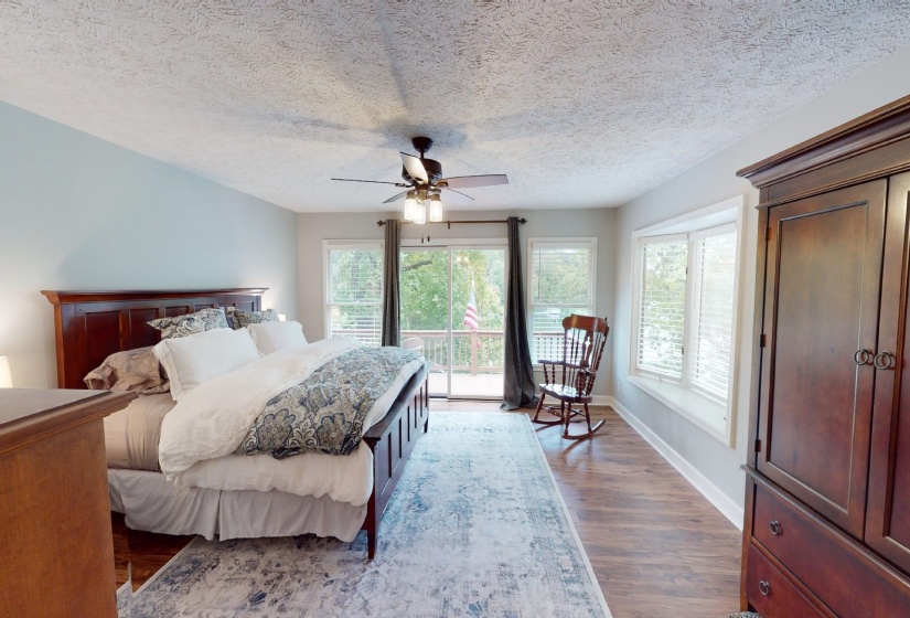 215 GLADING PLACE LN, Counce, Tennessee 38326, 4 Bedrooms Bedrooms, 10 Rooms Rooms,3.1 BathroomsBathrooms,Residential,For Sale,GLADING PLACE,10190776