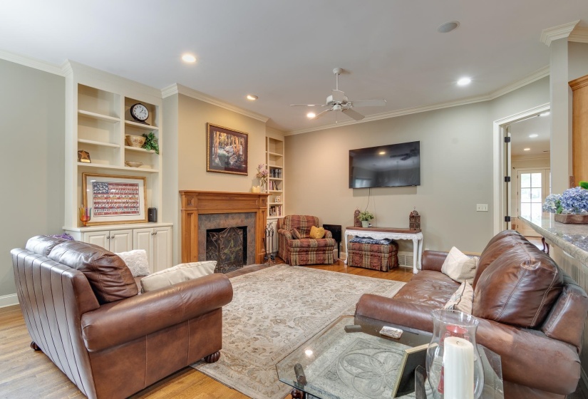 226 WHITE STATION RD, Memphis, Tennessee 38117, 4 Bedroom Bedrooms, 9 Room Rooms,3.1 BathroomBathrooms,Residential,For Sale,WHITE STATION,0,10191008