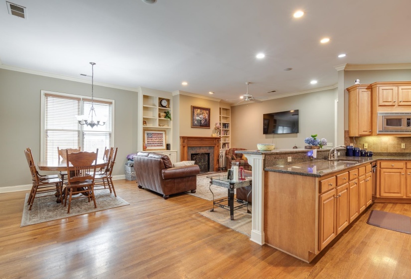 226 WHITE STATION RD, Memphis, Tennessee 38117, 4 Bedroom Bedrooms, 9 Room Rooms,3.1 BathroomBathrooms,Residential,For Sale,WHITE STATION,0,10191008