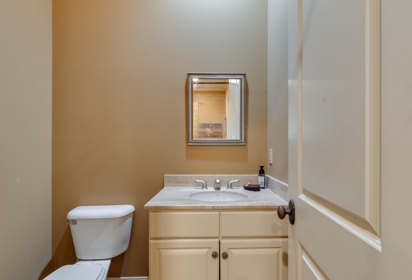 226 WHITE STATION RD, Memphis, Tennessee 38117, 4 Bedroom Bedrooms, 9 Room Rooms,3.1 BathroomBathrooms,Residential,For Sale,WHITE STATION,0,10191008